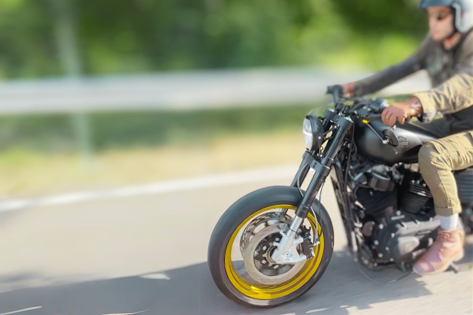 Présentation de la fourche inversée REMMOTORCYCLE