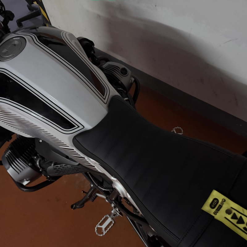 Rövid nyereg + BMW R kilenc nyeregborítás