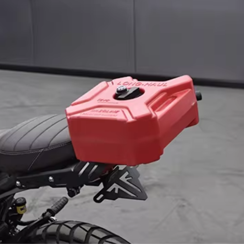 Light plastic fuel can - 3.8L, 7.5L and 11.3L