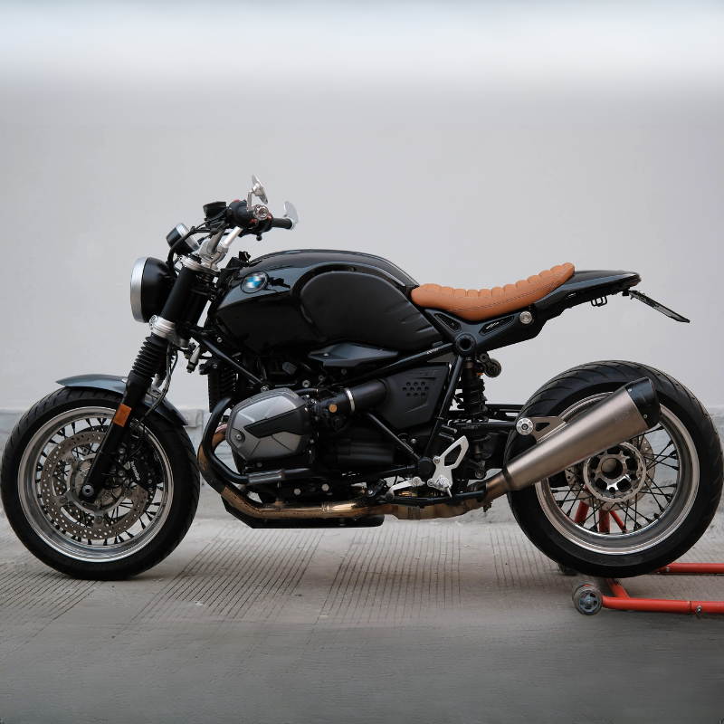 Rövid nyereg + BMW R kilenc nyeregborítás