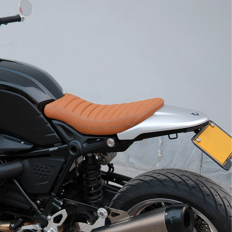 Rövid nyereg + BMW R kilenc nyeregborítás