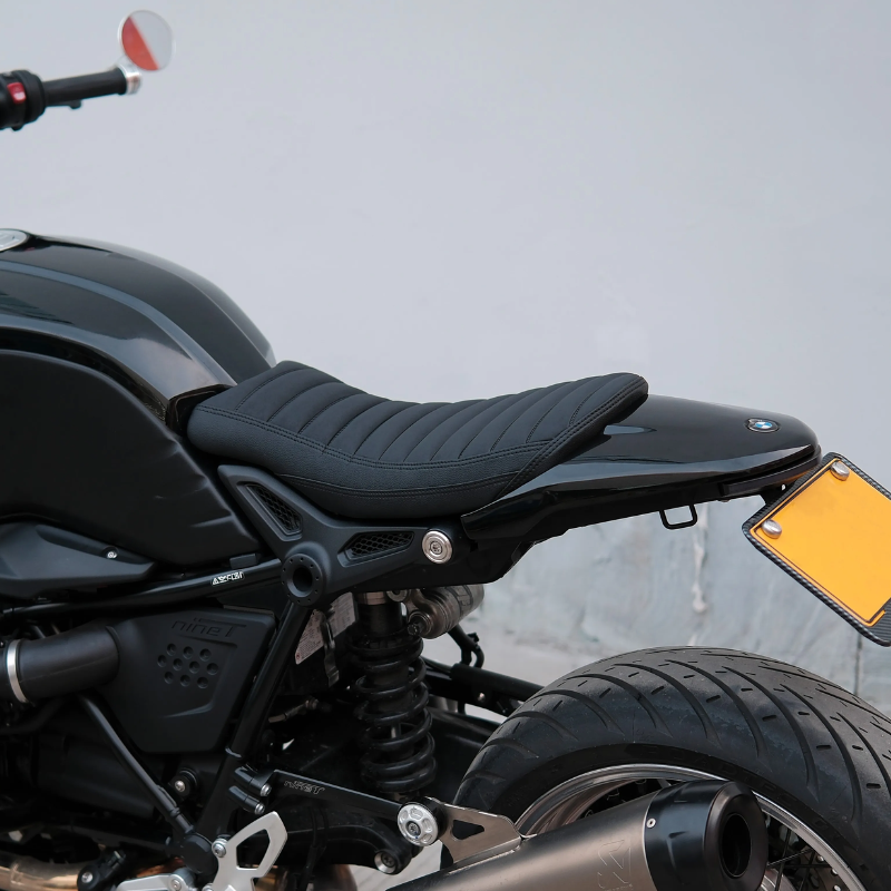 Rövid nyereg + BMW R kilenc nyeregborítás