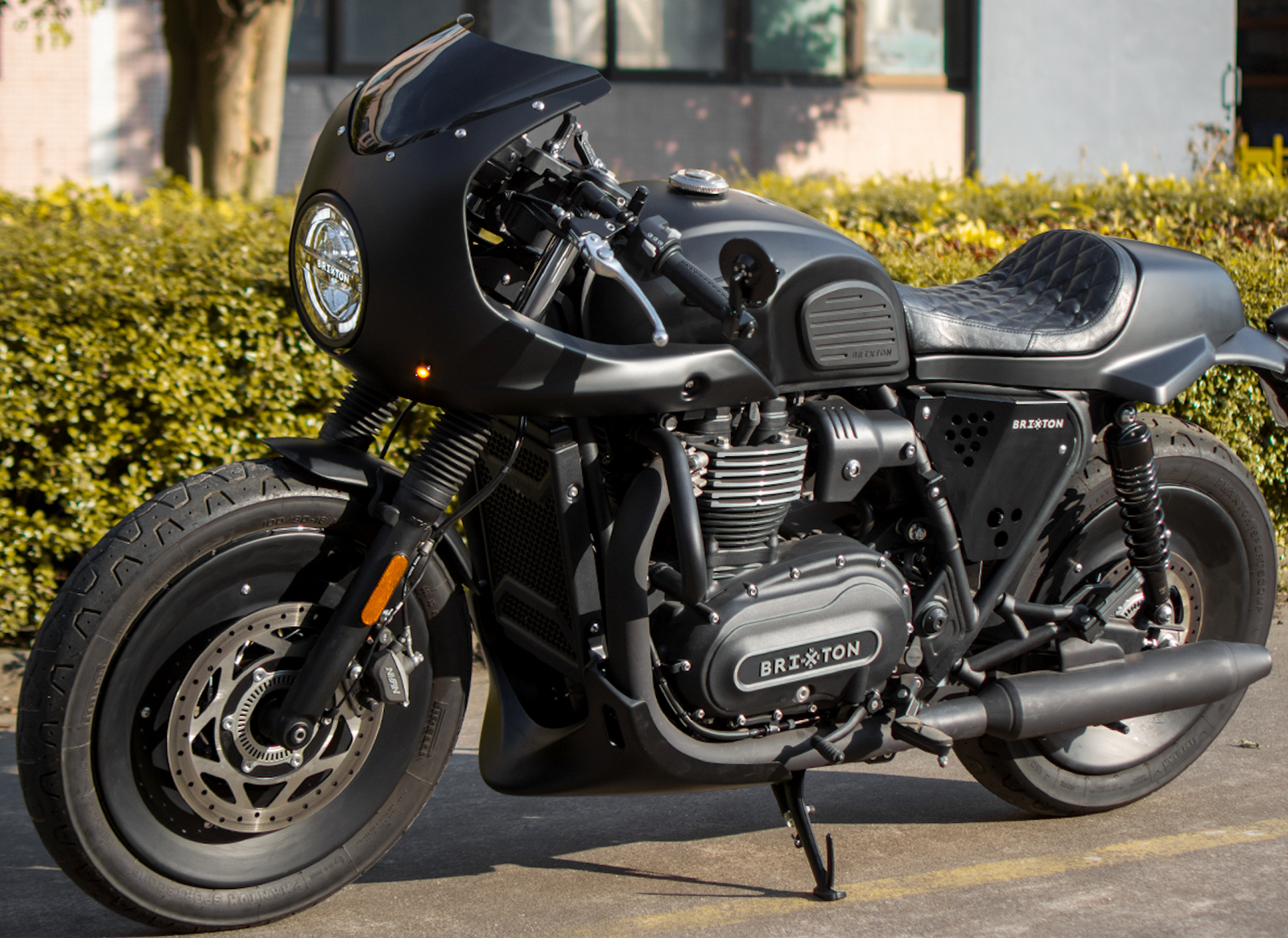 Coque selle arrière Brixton Cromwell 1200