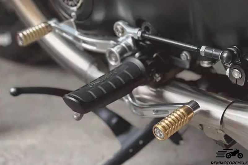 Double sélecteur de vitesse Triumph Bobber