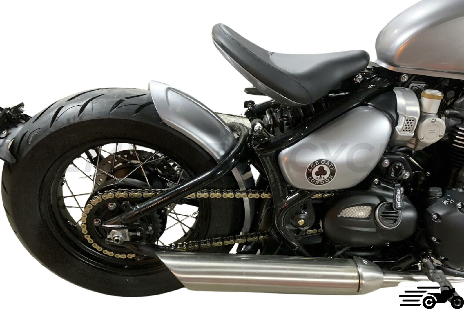 Penjaga Belakang Triumph Bobber