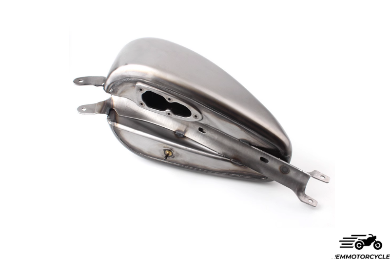 14 -liter sports tank