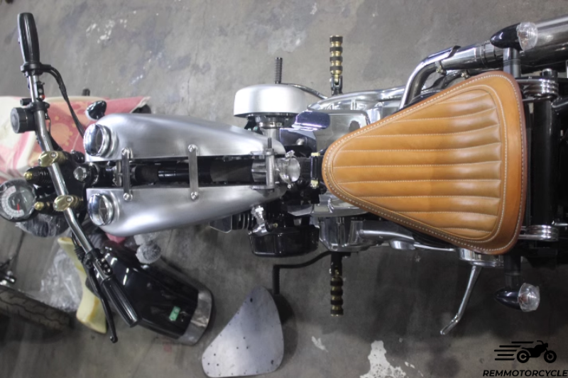 Double Split Bobber tank