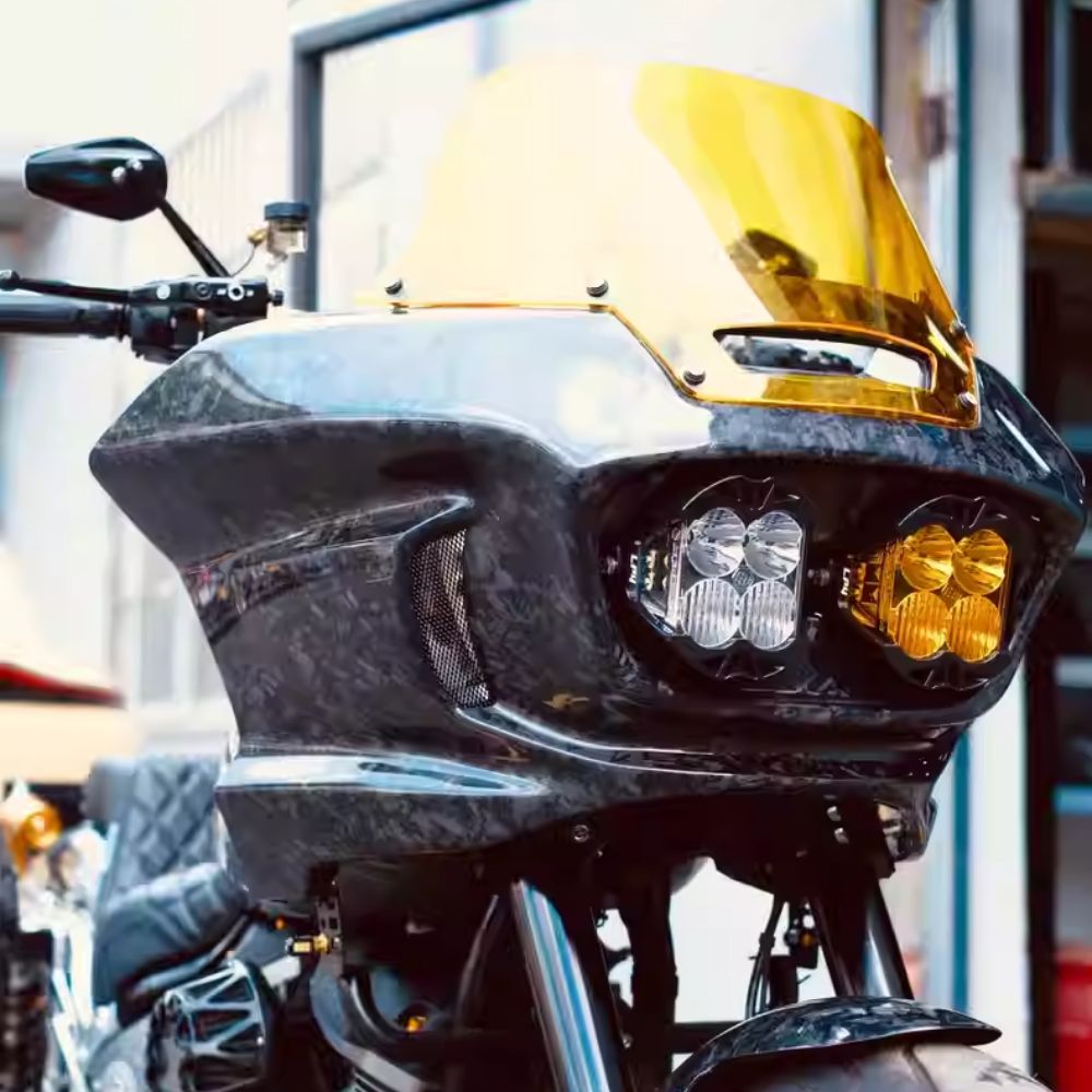 Carenado doble de carbono forjado BAJA – Harley Softail y Low Rider ST