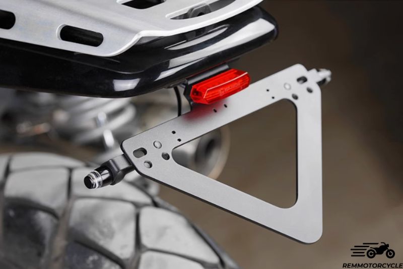 Support de plaque feu cligno mini LED intégrés Tiumph T100 T120