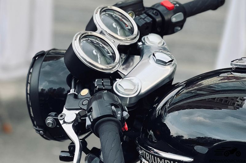 Té supérieur renforcé Triumph Bobber T100 T120