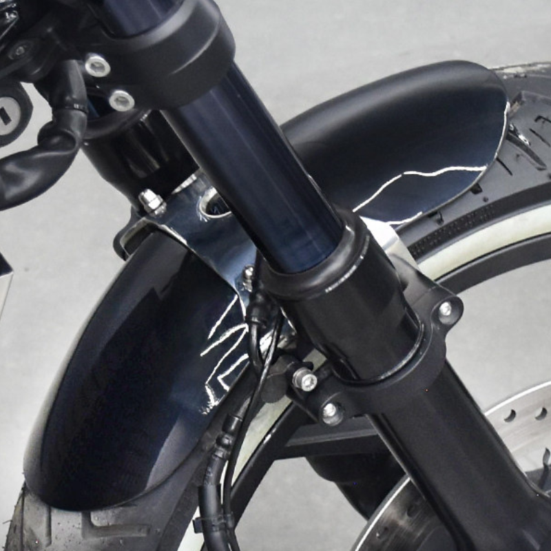 Garde-boue avant court aluminium CM1100