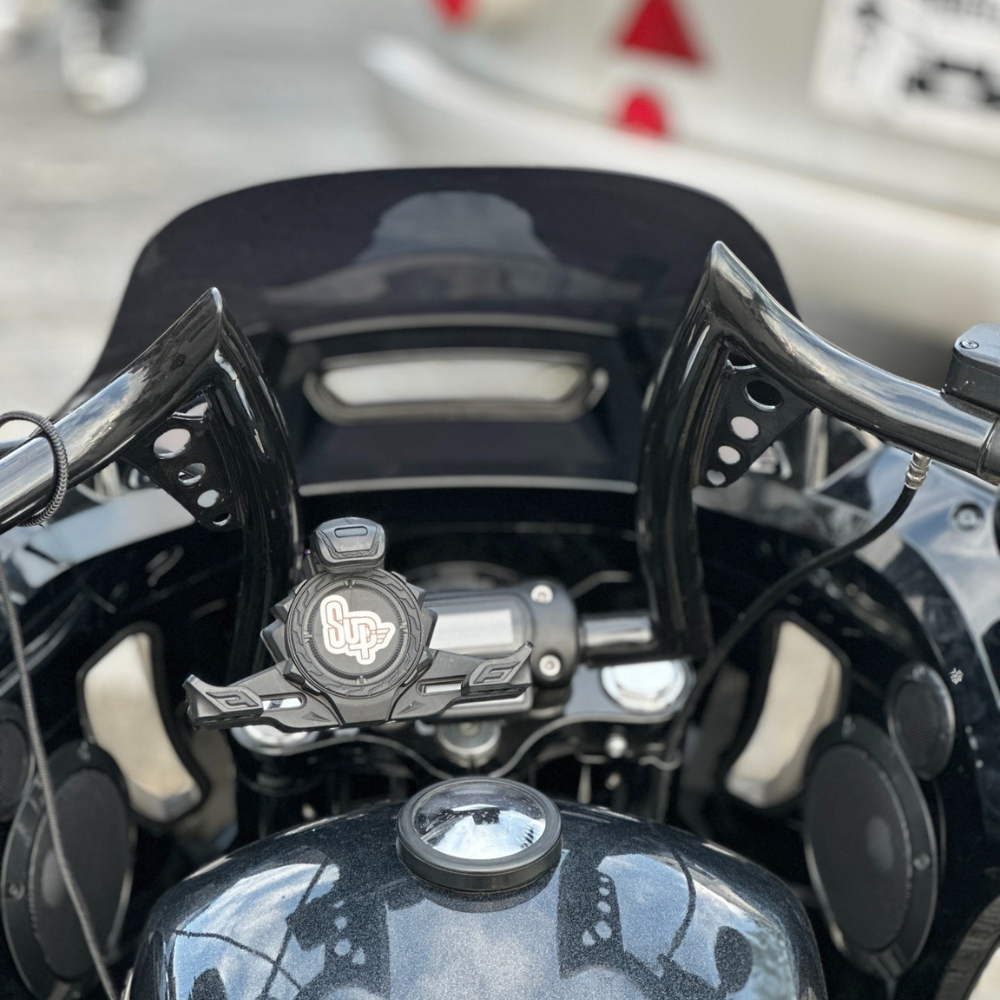 Carénage ST Club Style avec audio Harley Softail 2018+
