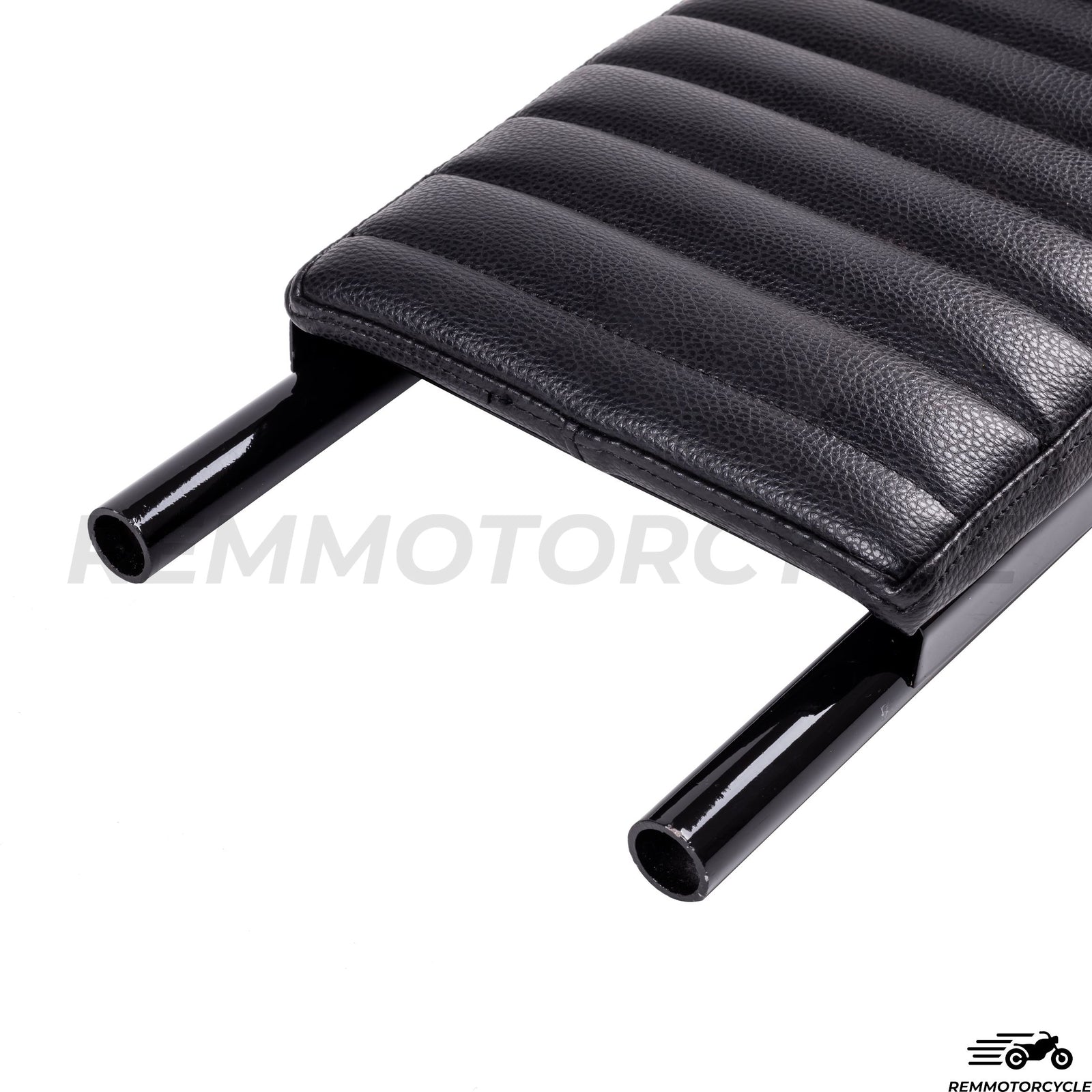 Sella Cafe Racer in Metallo Nero con fibbia LED