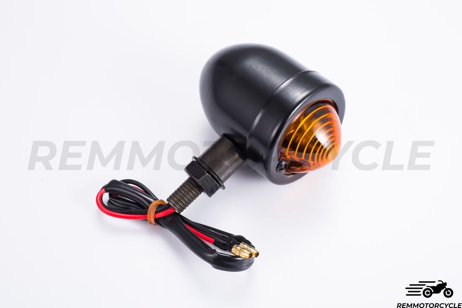 Sepasang giliran isyarat peluru logam hitam atau krom