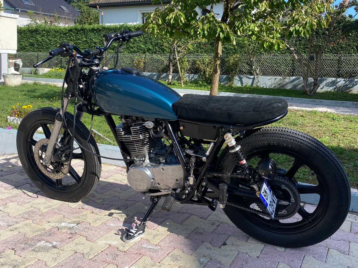 SR500 BRATSTYLE of Jérémy - REMMOTORCYCLE