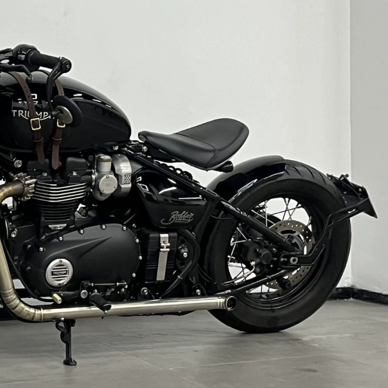 Rear Guard Triumph Bobber