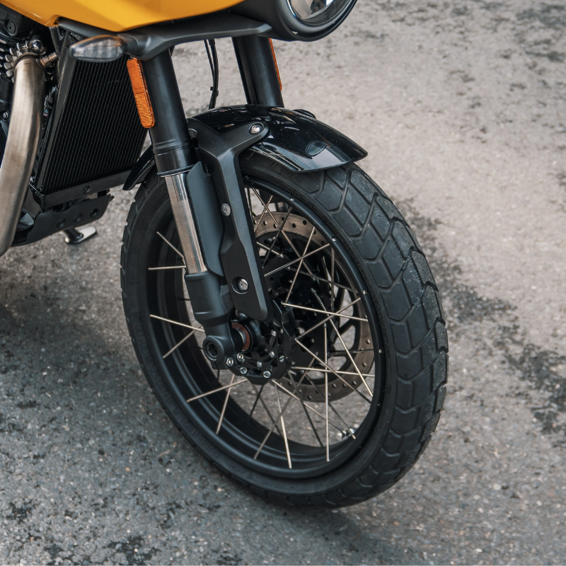 Jantes rayons 17" tubeless Triumph Thruxton 400