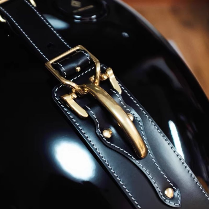 Bande cuir protection de réservoir Triumph T100 T120