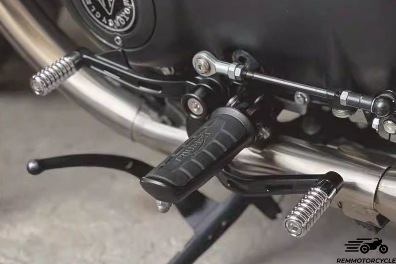 Double sélecteur de vitesse Triumph Bobber