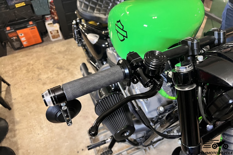 Leviers frein + embrayage commodos intégrés Remmotorcycle