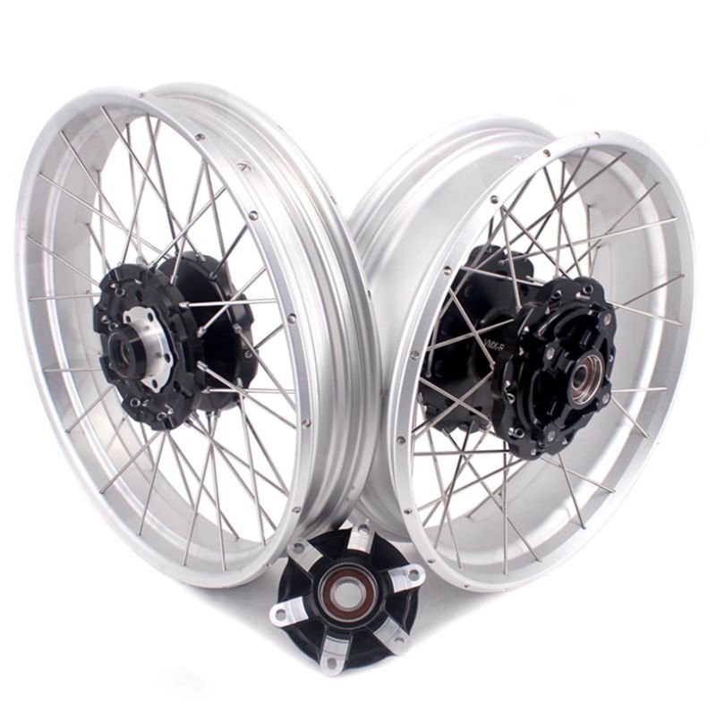 Paire de jantes à rayon tubeless Triumph T100 T120