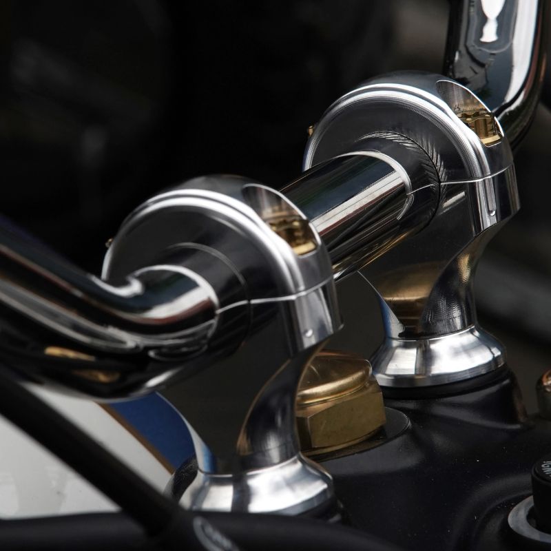 Pontet de guidon Triumph T100 T120 Bobber Speedmaster