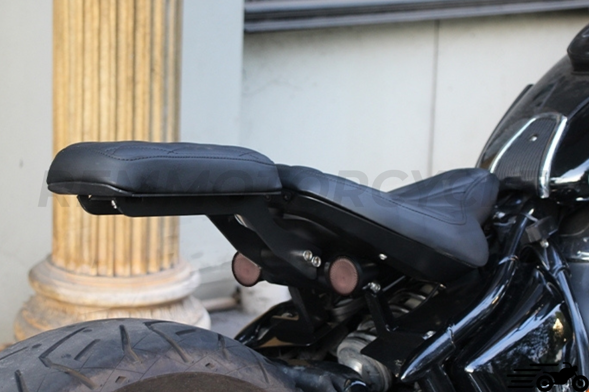 Repose-pieds Passager Arrière Pour BMW R18 (2020-2024) Et R18 Classic (2021-2024) - Noir, Aluminium CNC - 1