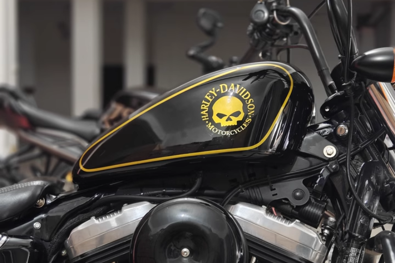 14 -liter sports tank