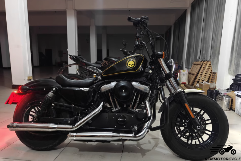 14 -liter sports tank