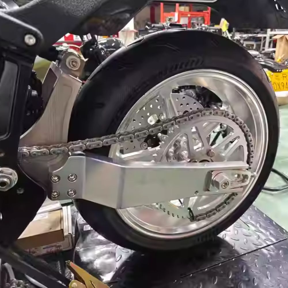 Softail M8 CNC aluminum 6061/7075 swingarm