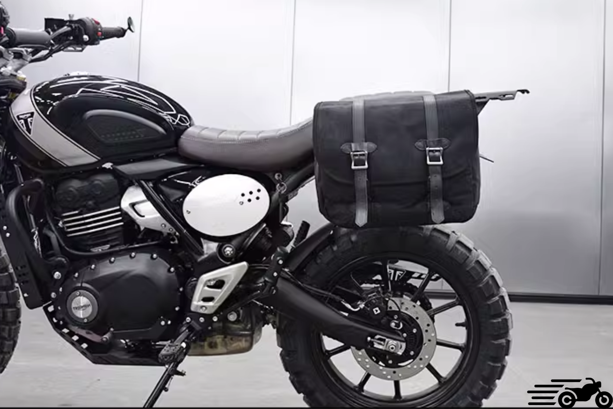 Sacoche pour Triumph scrambler 400X