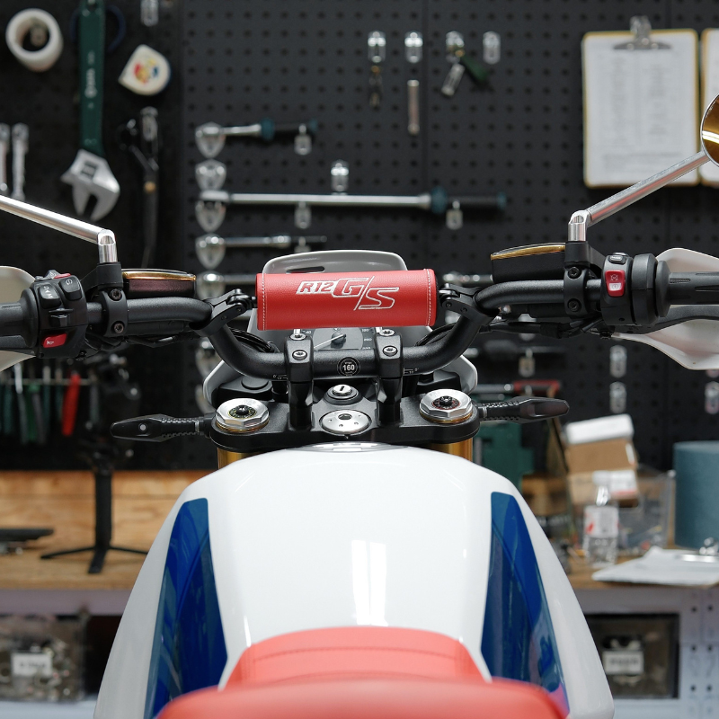 Barre de renfort + housse cuir - BMW R12GS