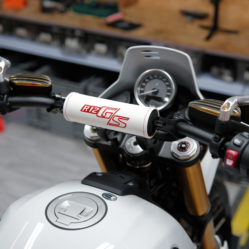 Barre de renfort + housse cuir - BMW R12GS