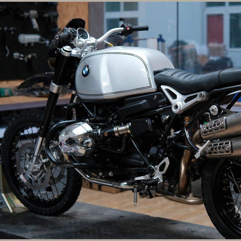 Bec avant GS noir brut