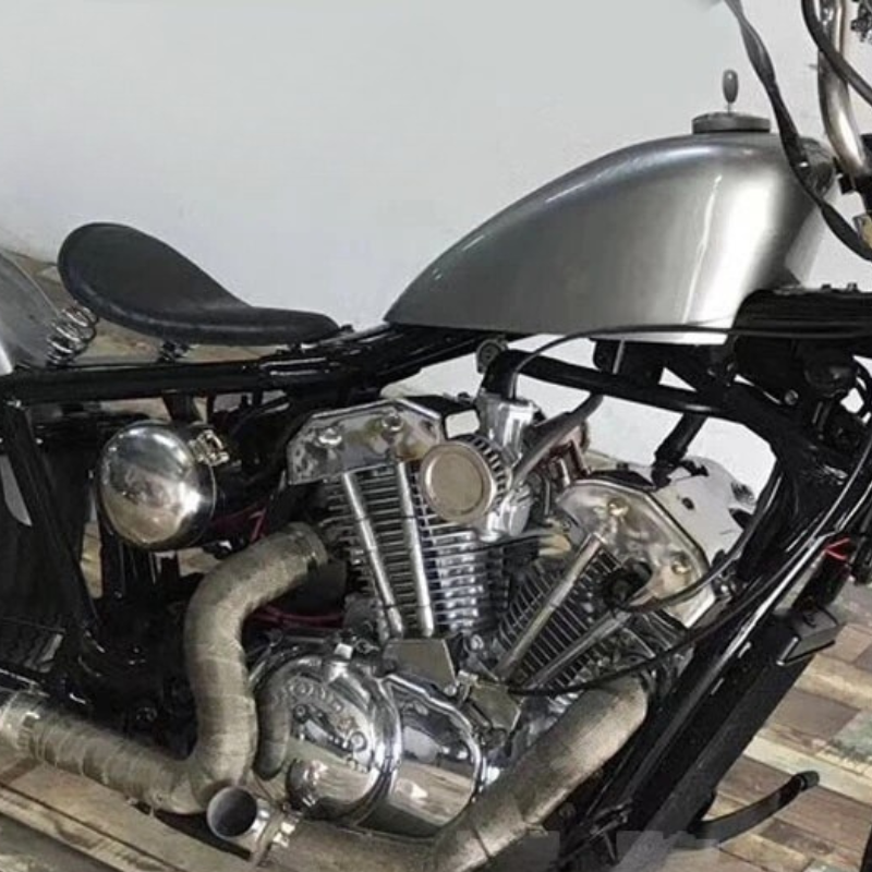 Cache culasse moteur Shadow 600
