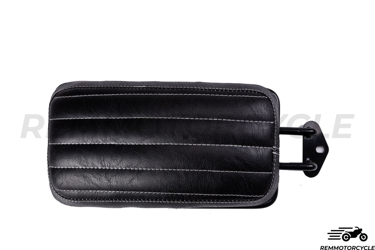 Bobber passenger saddle with support