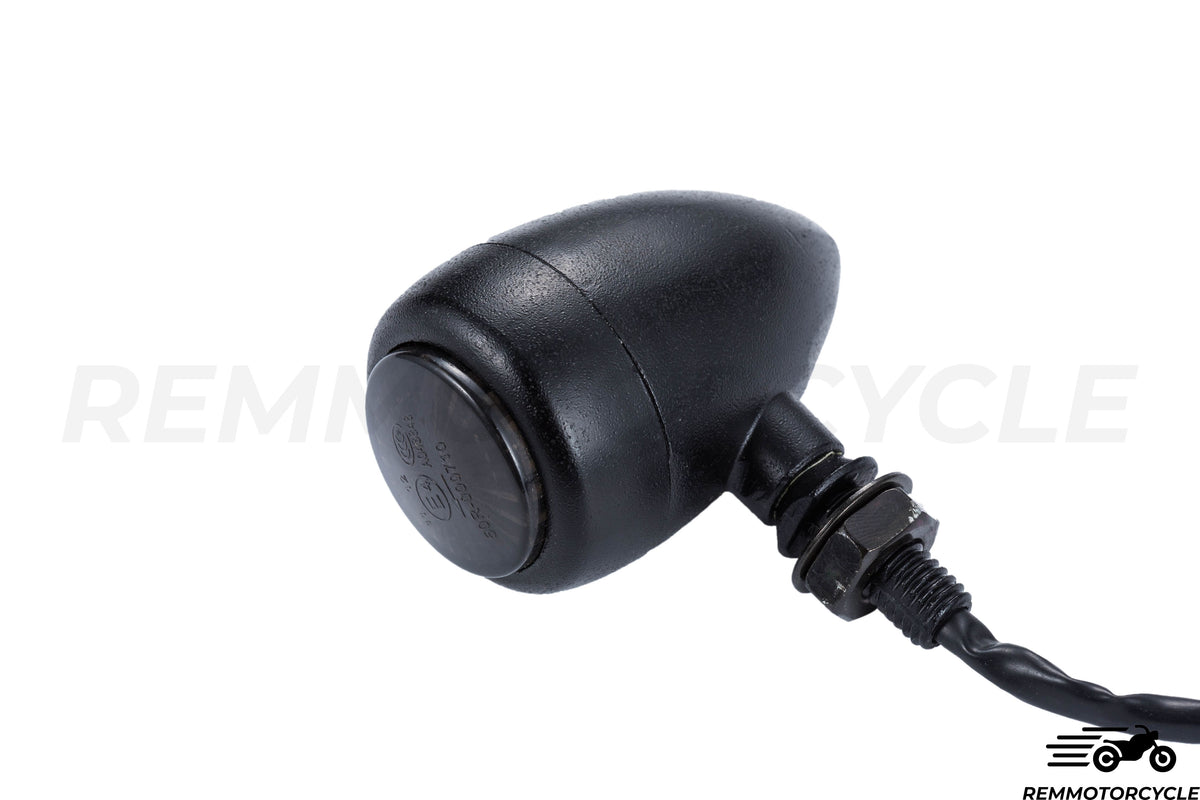 Sepasang petunjuk LED hitam penuh