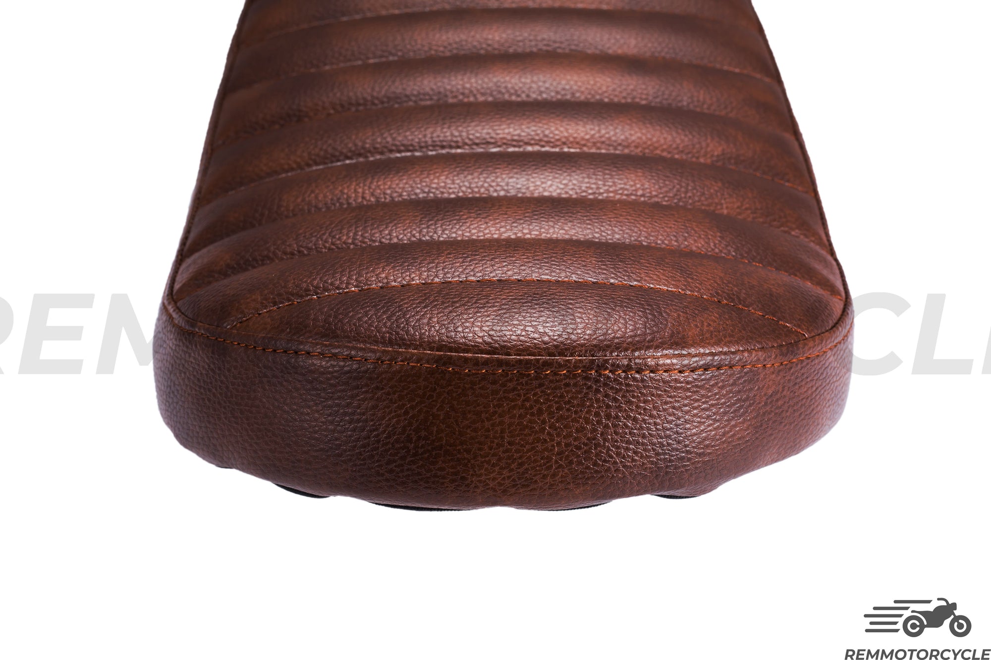 Rediced brown saddle Type 1 metal background 50 or 60 cm