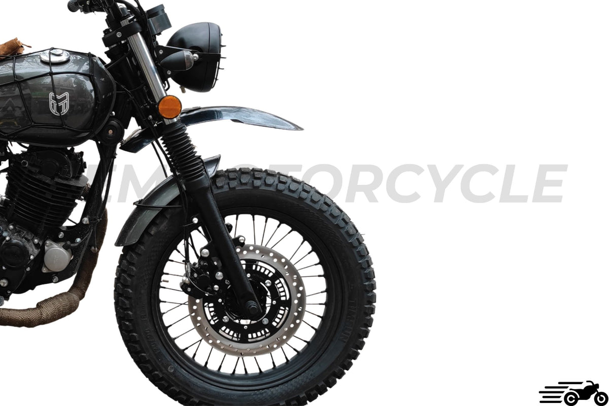Scrambler lumpur aluminium motosikal dengan sokongan